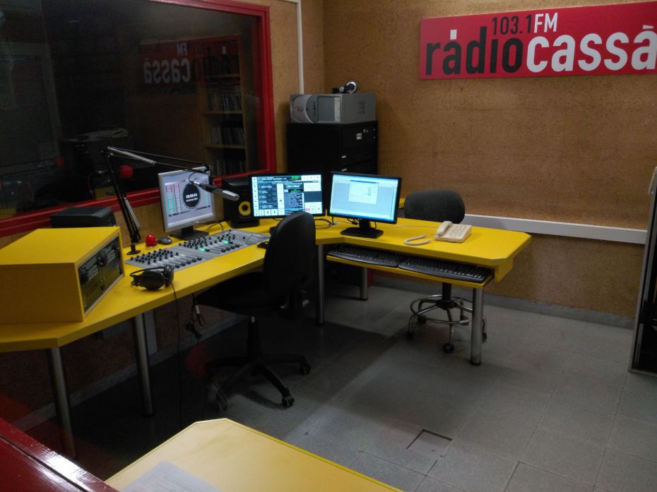 1505319945L'estudi principal de Radio Cassa renovat totalment.jpg